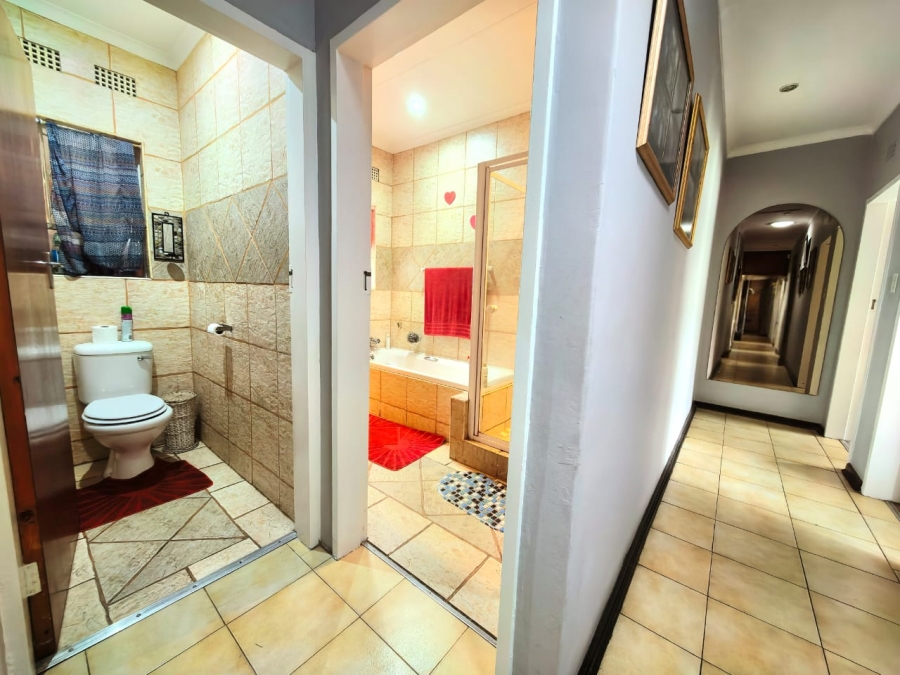 3 Bedroom Property for Sale in Vaalpark Free State